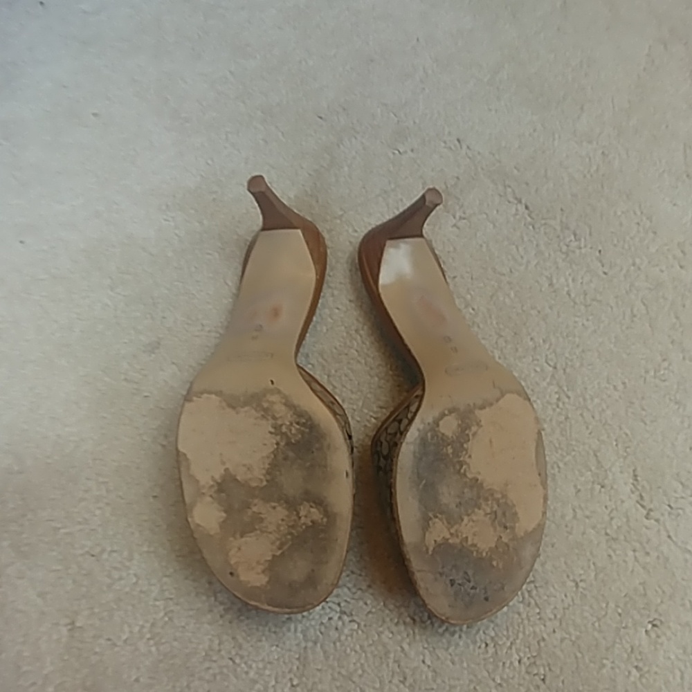 Coach Heels - Picture 3 of 5